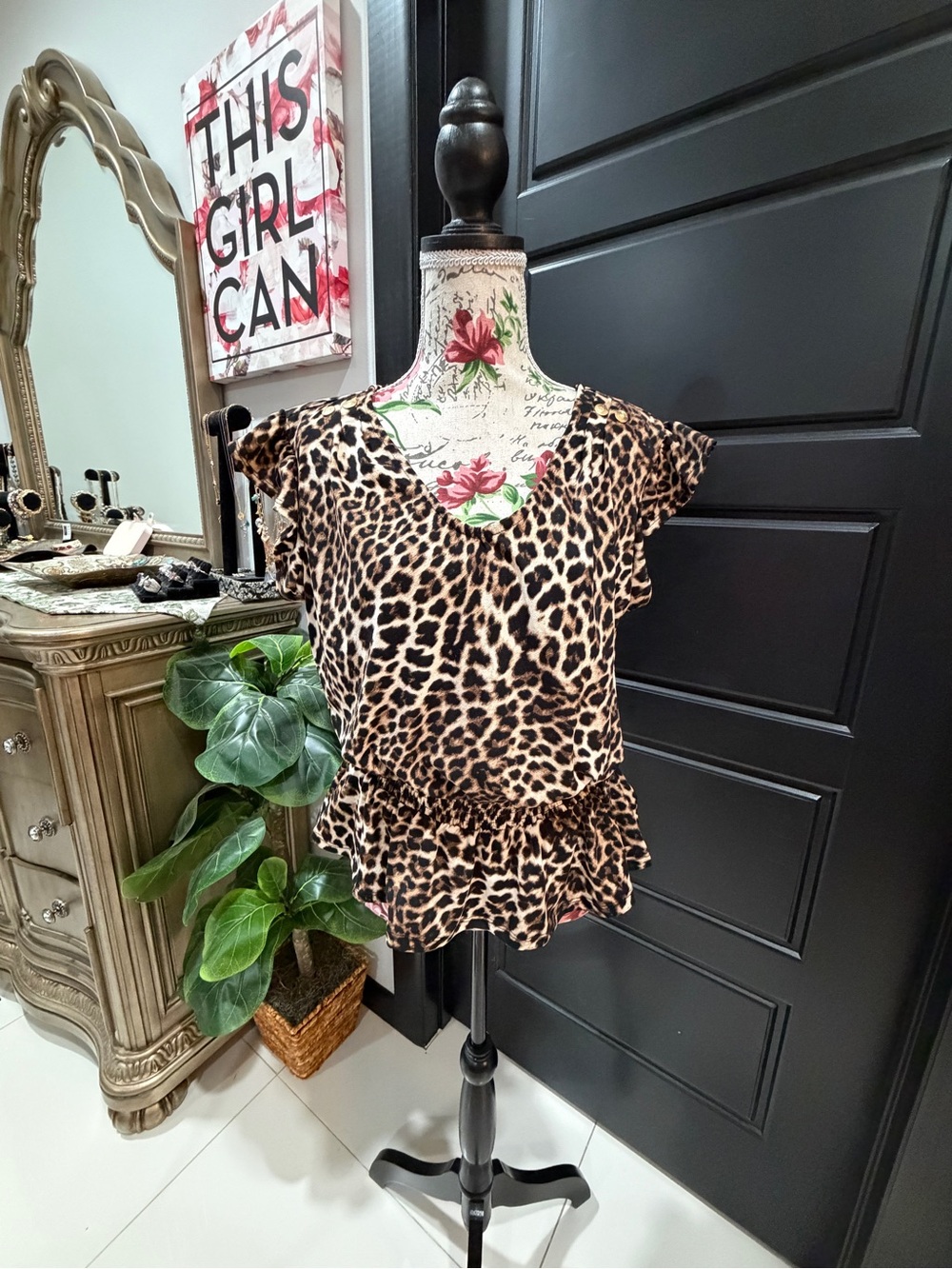Adrienne Vittadini Leopard Print V-Neck Ruffle Hem Top - Brown Black - Picture 4 of 12